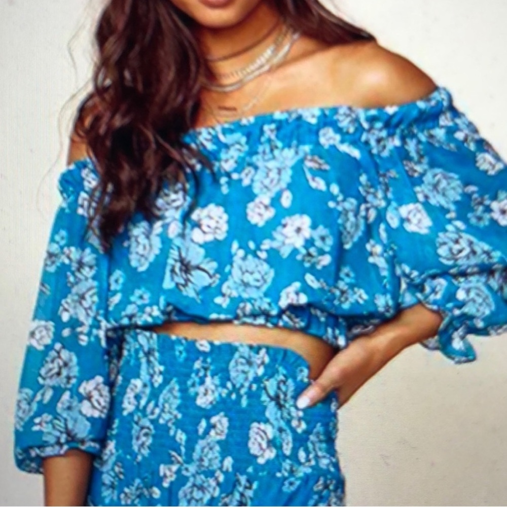 Blue life dune skirt and matching top size small